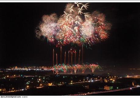 01831 “Stelle e lampi in un festoso boato”: di Marco Bizzarri e Paola Pardini