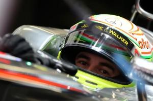 sergio perez mclaren barcellona 2