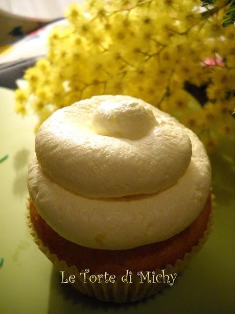 Mimosa cupcakes