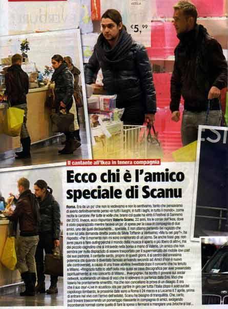 VALERIO SCANU ALL'IKEA CON UN AMICO MISTERIOSO