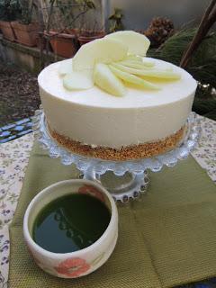 Una cheesecake alla mela verde