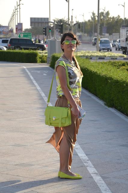 First day in Dubai: my outfit + new issue of Forerunners fashion magazine