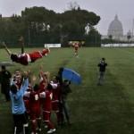 “Clericus Cup”, sacerdoti e seminaristi si sfidano a calcio a due passi da San Pietro