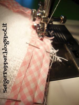 simple sewing bibs bias serger-pepper