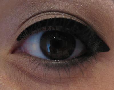 [Essence] Stick on Eyeliner...che delusione!