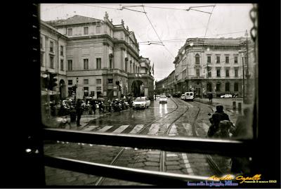 tram nella pioggia, Milano