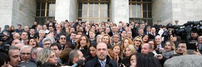 La marcia dei 150 parlamentari Pdl per Silvio Berlusconi!