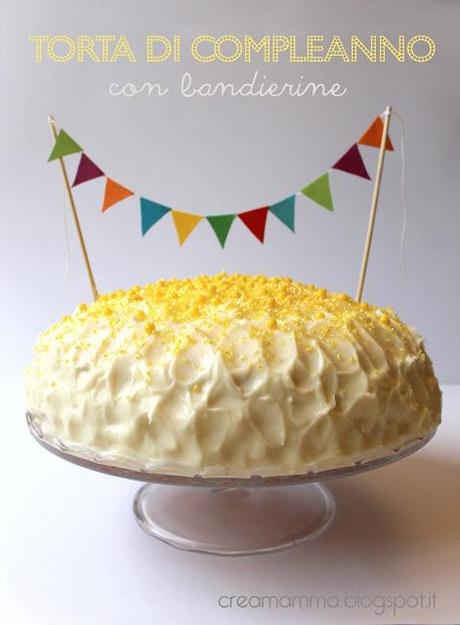 Torta di compleanno con bandierine