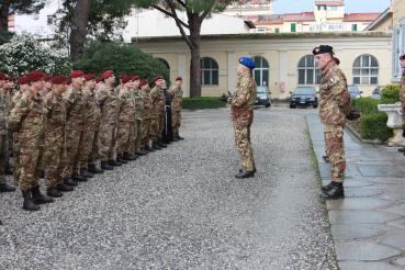 Livorno/ Il Comandante delle Forze Terrestri visita il Comando Brigata Folgore