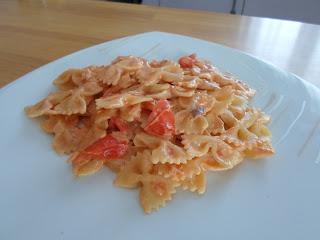 FARFALLE SALMONE E VODKA