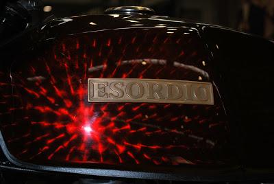 L'Esordio  (The debut)