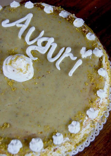 Torta con crema semplice al pistacchio per tutti i papà!