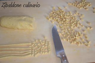 Gnocchetti di ceci con sugo al pomodoro