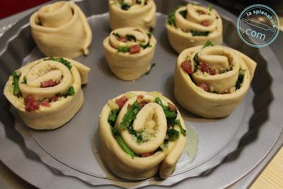 girelle con friarielli, salsiccia e provolone del monaco