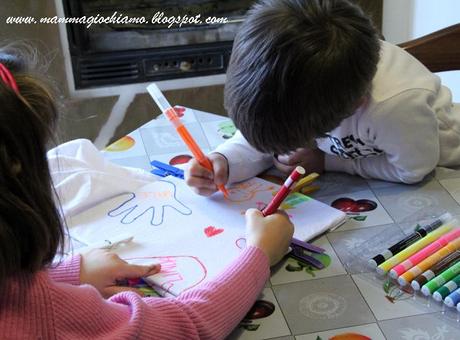 Festa del papà: t-shirt decorata dai bambini