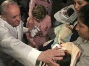 Papa Francesco contro pedofilia: rifiuta l’incontro cardinale