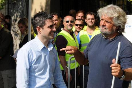 Nuovi Sindaci Grillini: Il Nuovo che Avanza e l'odore dei soldi“ - Pizzarotti sindaco buffone”: contestato a Parma