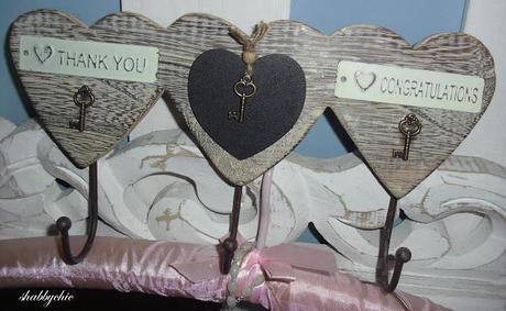 shabbychic,shabby hanger