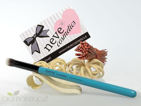 Foto Recensione Neve Cosmetics Glossy Artist, (C) 2013 Biomakeup.it