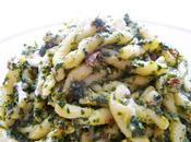 STROZZAPRETI alle MANDORLE SPINACI