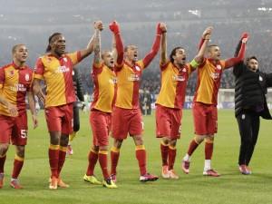 Champions League, tifosi Galatasaray scavano tunnel per vedere gratis la partita!