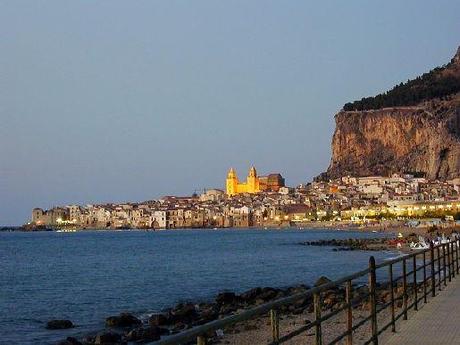 MARI, MARINAI, MARINE…VOGLIA DI MARE