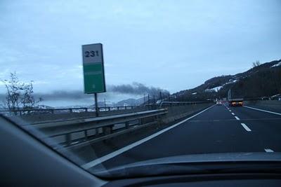 fuoco in autostrada