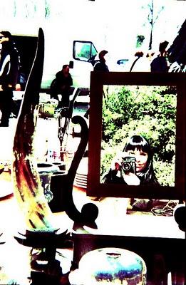 LOMOGRAPHY • lo-fi mirrors street photography