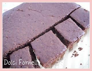 Torta cioccolatosa... senza burro e senza uova!