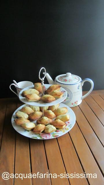 madeleines ai fiori di lavanda