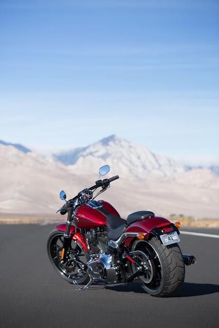 Harley-Davidson FXSB Breakout 2013