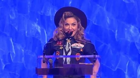 C 2 aperturasezioni 2751 foto1F Madonna ancora a favore dei diritti gay ai Glaad Awards