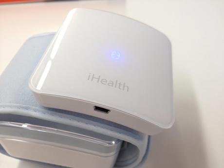 Recensione del misuratore di pressione wireless da polso iHealth BP7 IMG_0044