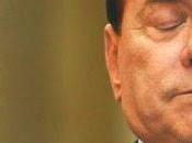 "Berlusconi fugga all'estero"