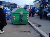 Ancora servizio dall'impressionante contesto della stazione Anagnina. terminal importanti città, pieno quarto mondo