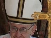 Papa Francesco dovere (in)formare