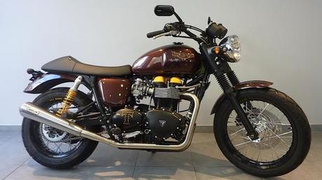 Triumph Bonneville T100 by Triumph Nice