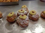 Le zeppole di san Giuseppe della Casa del Dolce a Piano di Sorrento.