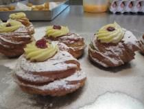 Le zeppole di san Giuseppe della Casa del Dolce a Piano di Sorrento.