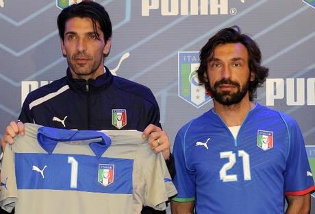 puma-nazionale-italia-calcio-maglia-2013
