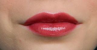 Vampire lips .