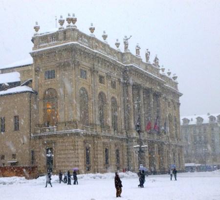 Neve su Palazzo Madama. Foto di Paolo Barosso