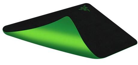 Razer presenta il mousepad gaming Megasoma 2