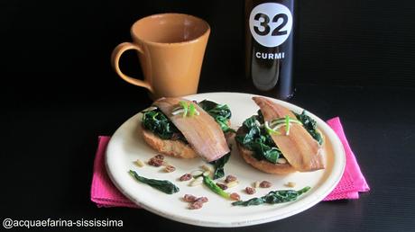 friselle con aringa affumicata e spinaci