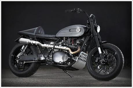 Kawasaki Z750B by Street Tuff Customs