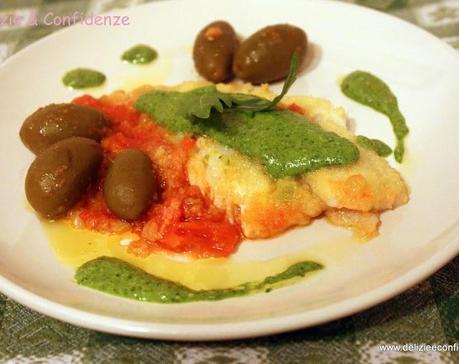 Filetti di platessa con salsa alle olive verdi e pesto di rughetta