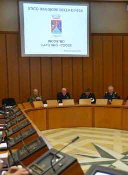 Roma/ Il Capo di Stato Maggiore della Difesa Ammiraglio Binelli Mantelli incontra i rappresentanti del Consiglio Centrale di Rappresentanza