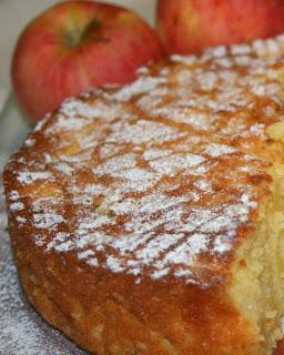 TEA for TWO: Torta alle mele sciroppate nel limone