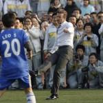 David Beckham ambasciatore del calcio, incontra bimbi a Pechino01