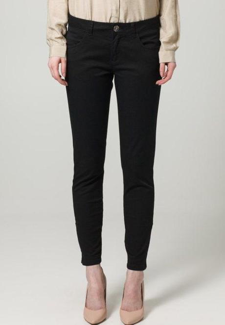 Sisley Pantaloni, nero, pantaloni slim, pantaloni taglio jeans, pantaloni skinny, sisley, zalando, fashion blog, fashion blogger